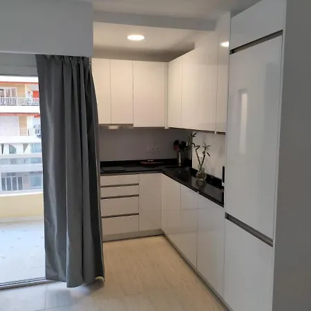 Pyrdeluxe * Fuengirola